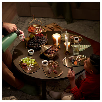 وعاء تقديم بغطاء، لون ذهبي